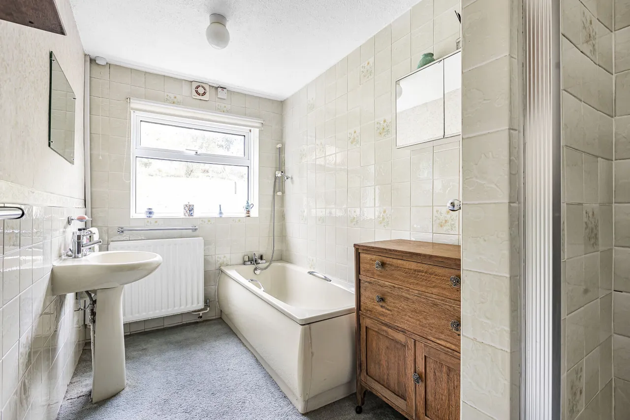 The Coombe, Streatley, RG8, photo 14