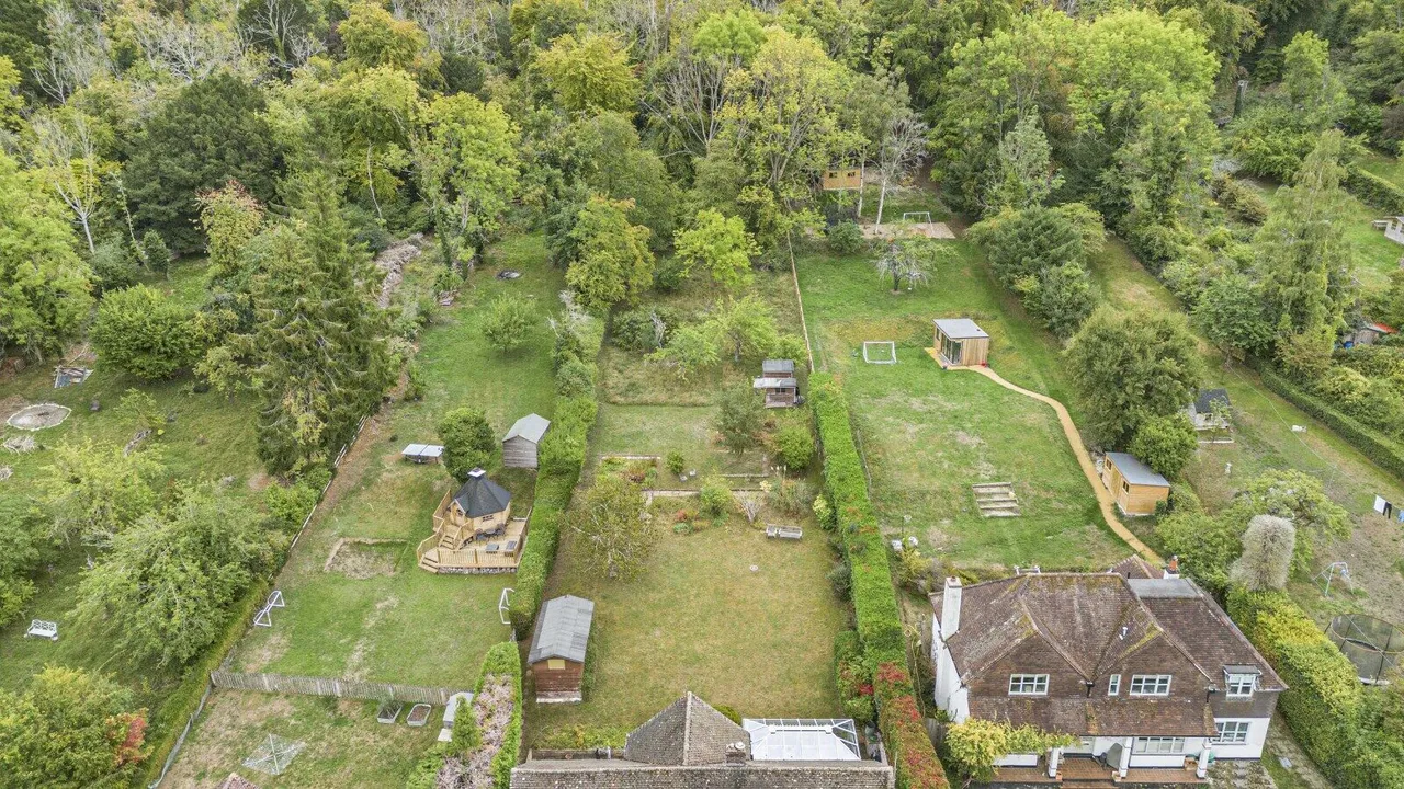 The Coombe, Streatley, RG8, photo 21