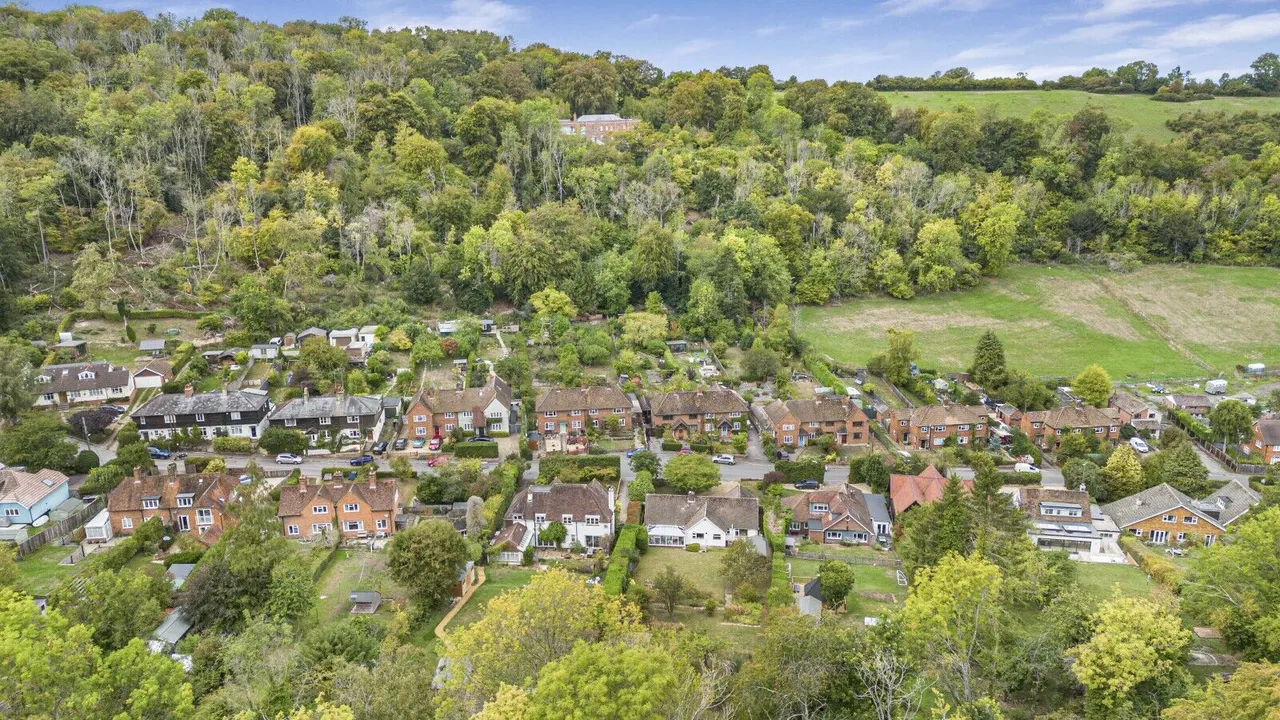 The Coombe, Streatley, RG8, photo 20