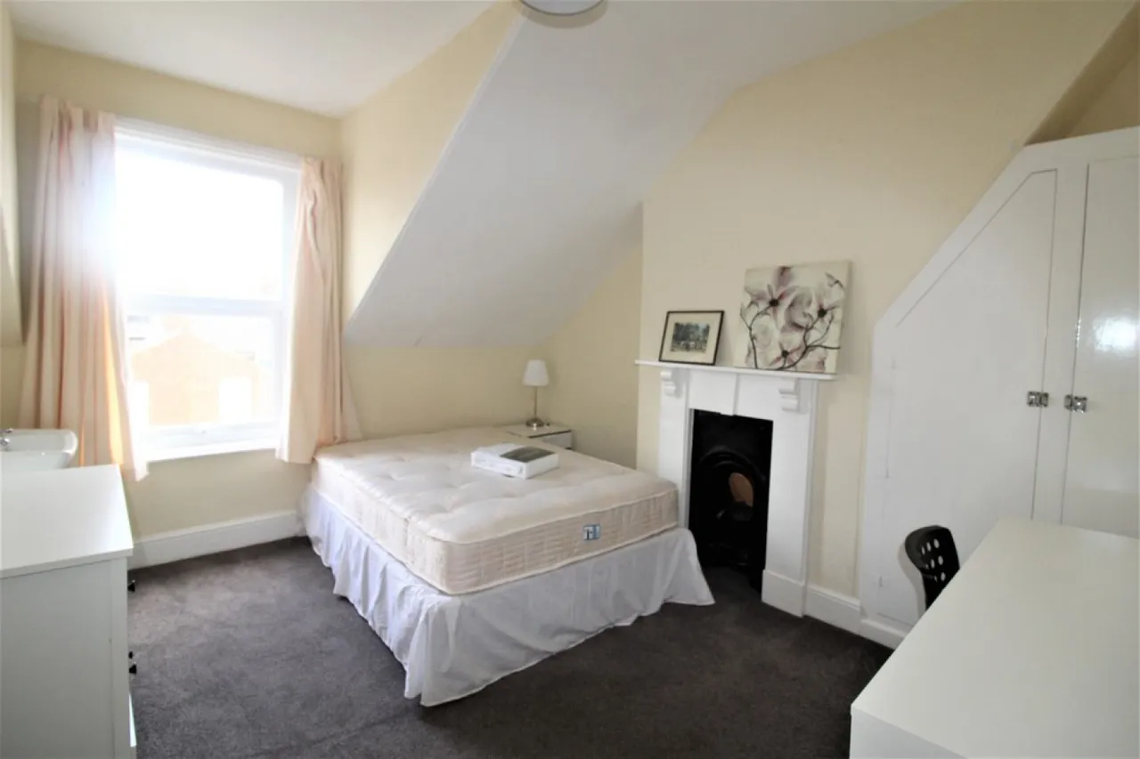 Polsloe Road, Heavitree, photo 11