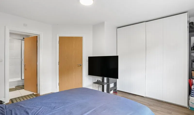 Eastman Way, Epsom, KT19, photo 13