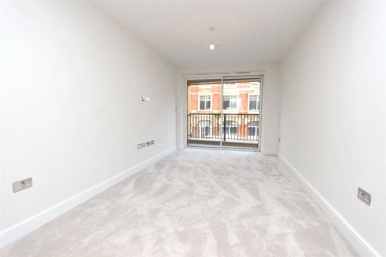 Broadway, Leigh-on-Sea, SS9, photo 6