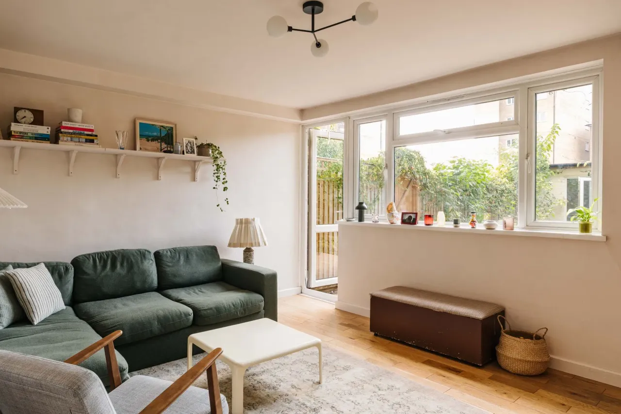 Fields Estate, Lansdowne Drive, London Fields E8, photo 5