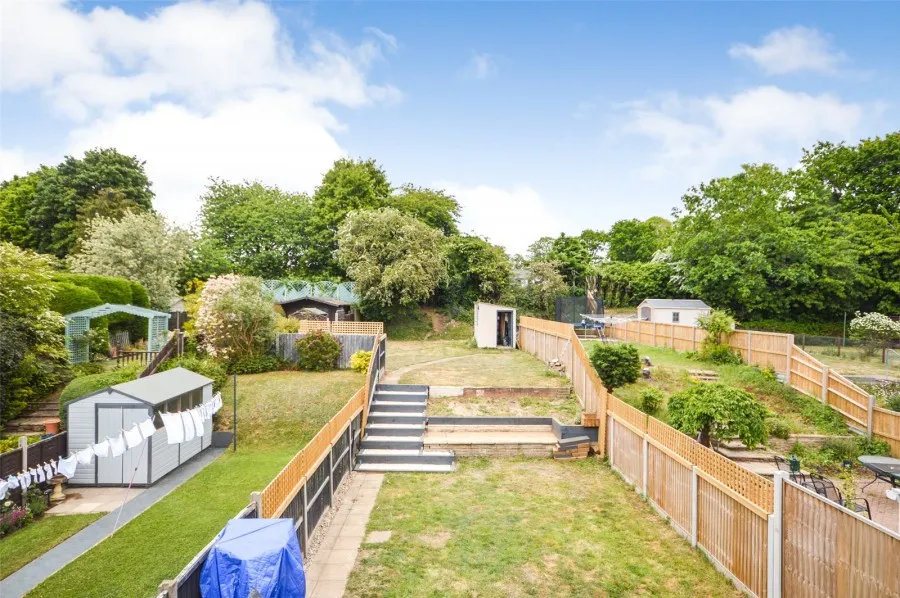 House Under Offer with 3 bedrooms in Bishops Stortford, CM23, photo 3