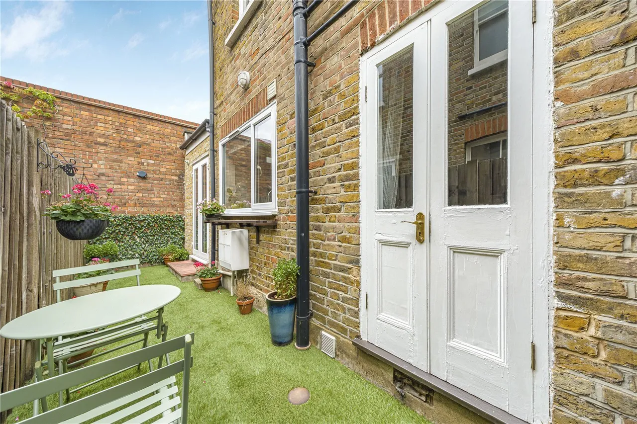 Church Road, Teddington, TW11, photo 11