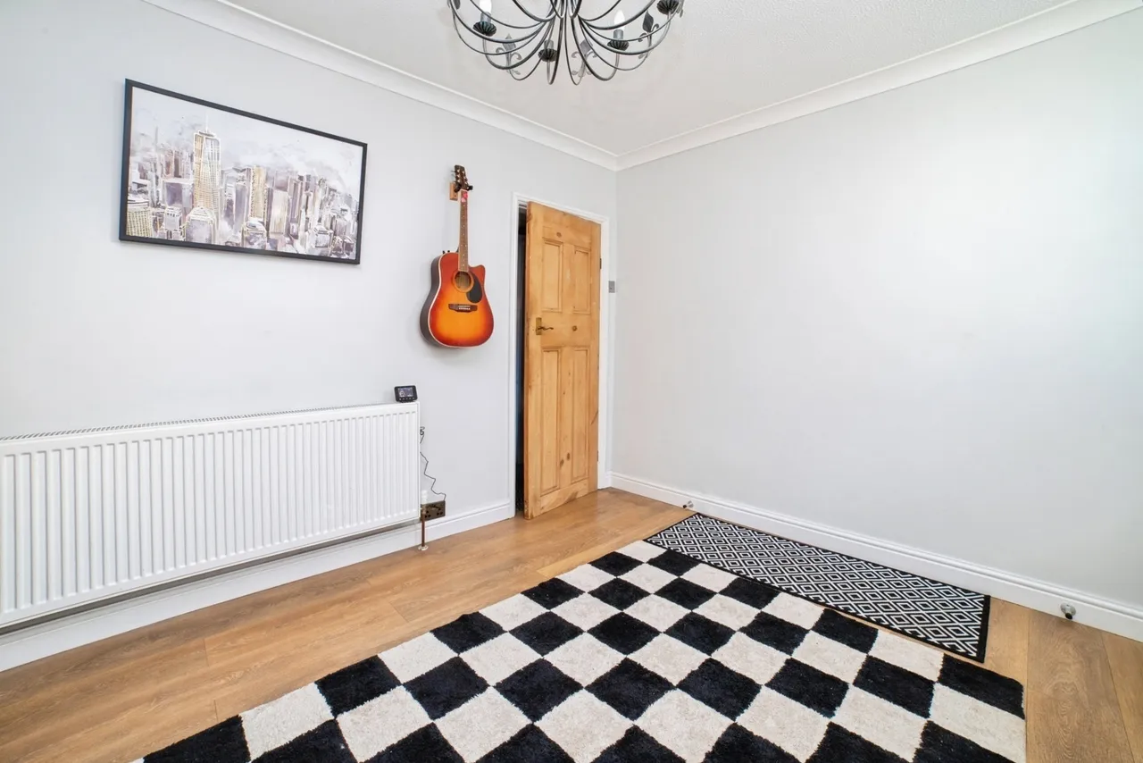 Oak Tree Road, Sutton-in-Ashfield, Nottinghamshire, NG17, photo 3