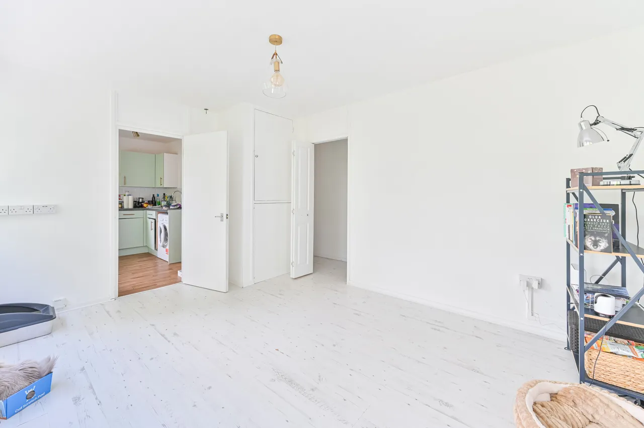 5 Fairview House, Upper Tulse Hill, London, photo 4