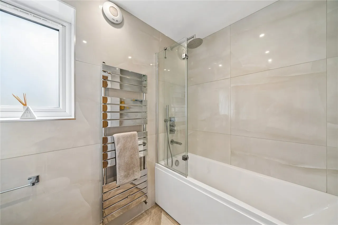 Kimber Road, London, SW18, photo 6