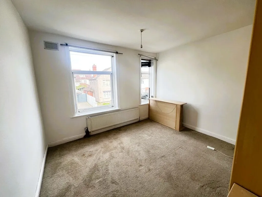Emscote Road, Wyken, photo 10