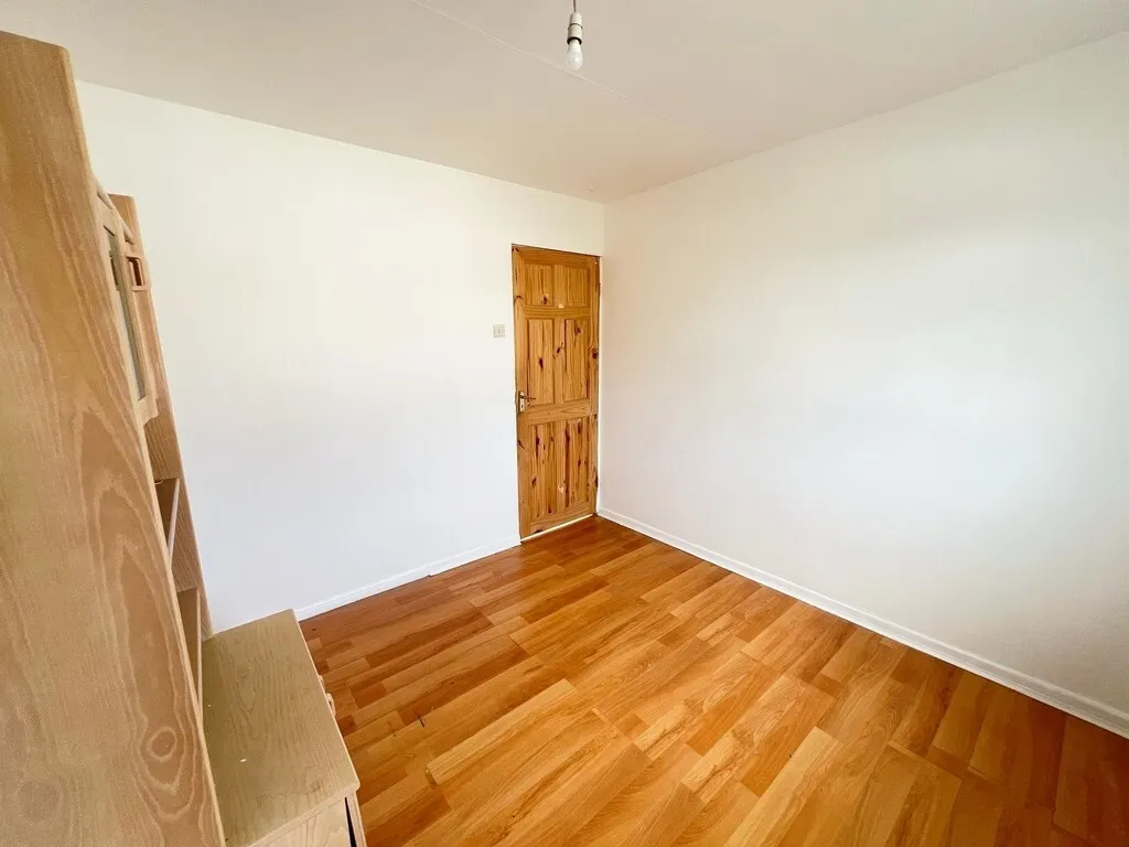 Emscote Road, Wyken, photo 9