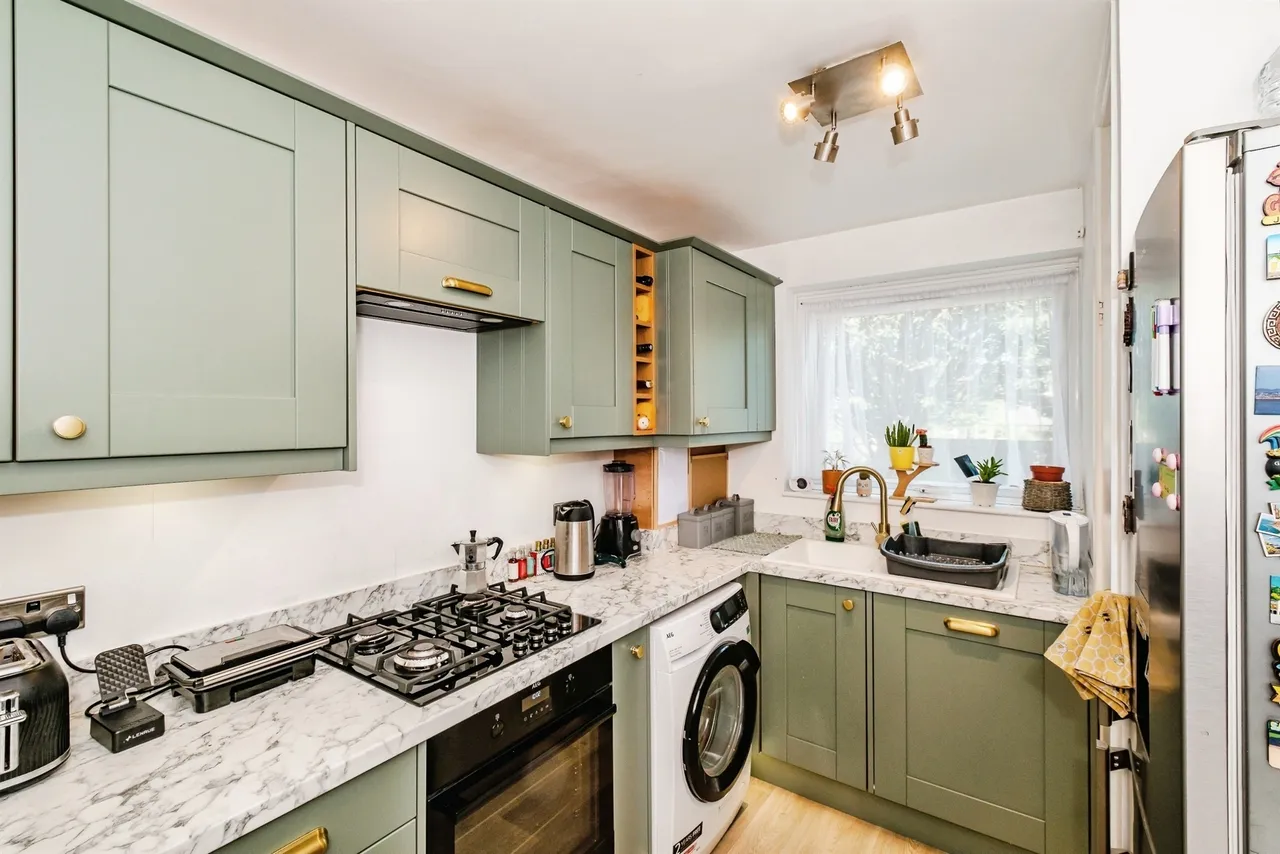 College Gardens, Worthing, BN11, photo 6