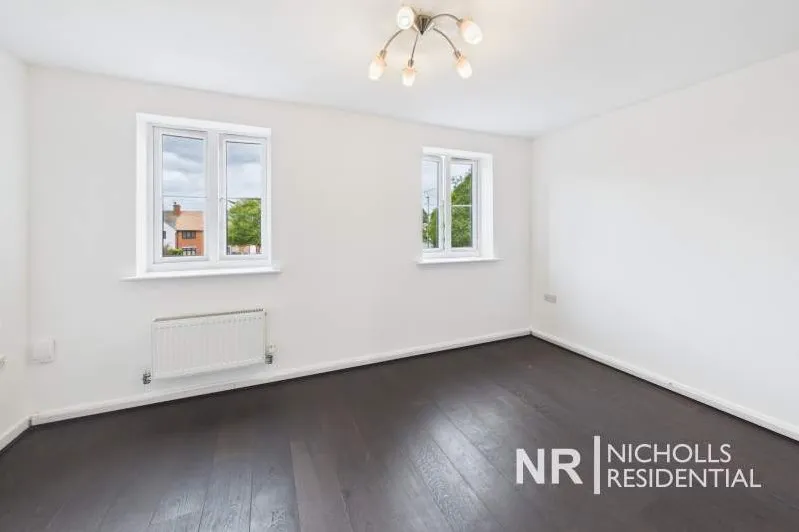 Alpine Close, West Ewell, KT19, photo 14