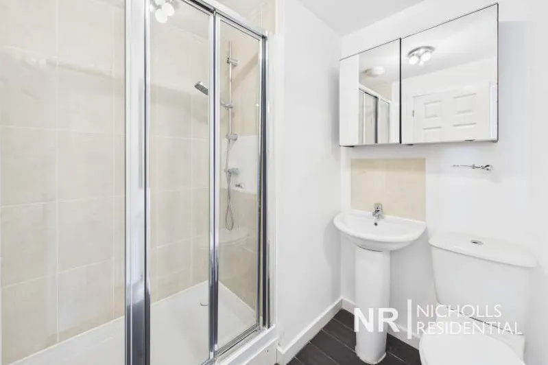 Alpine Close, West Ewell, KT19, photo 12