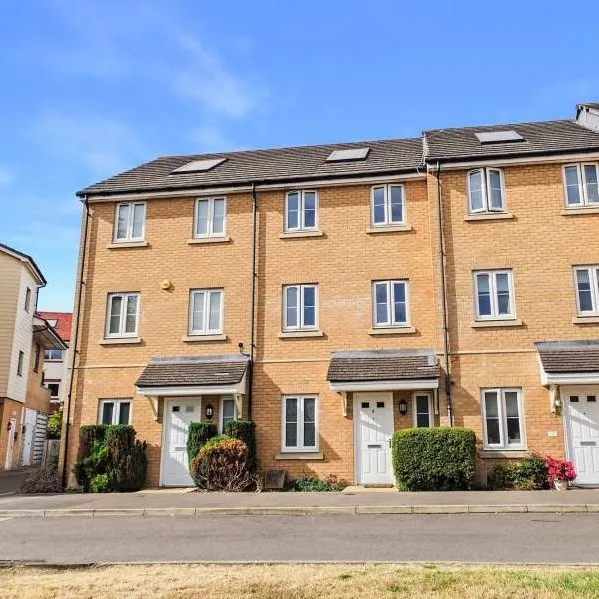 Alpine Close, West Ewell, KT19, photo 21