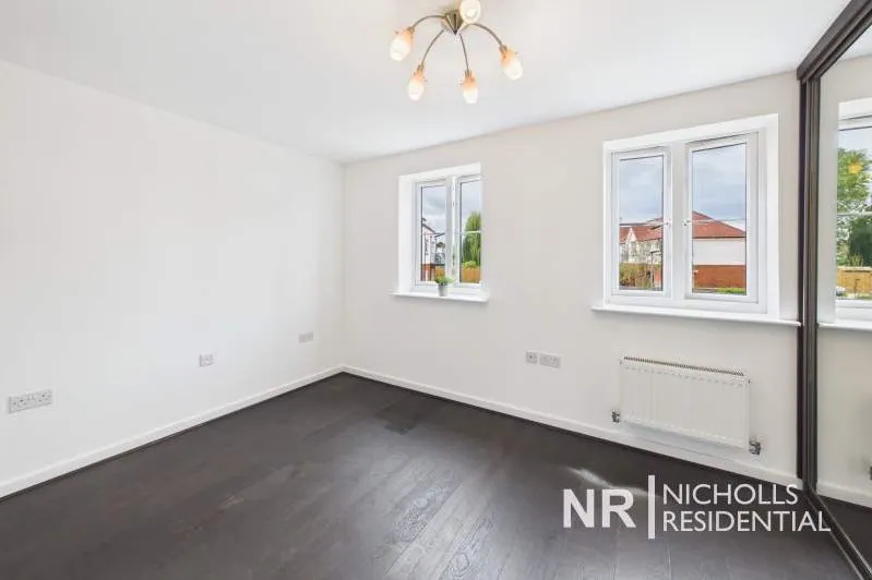Alpine Close, West Ewell, KT19, photo 10