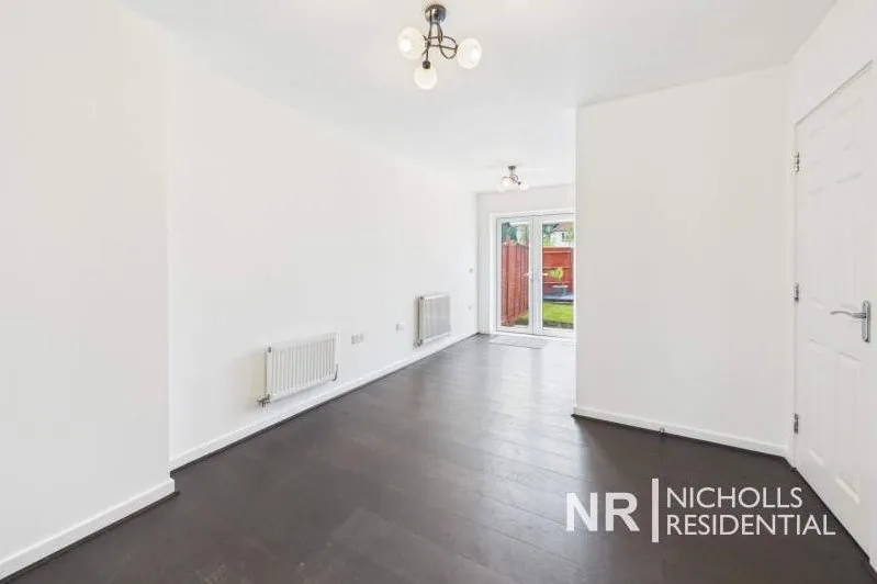 Alpine Close, West Ewell, KT19, photo 4