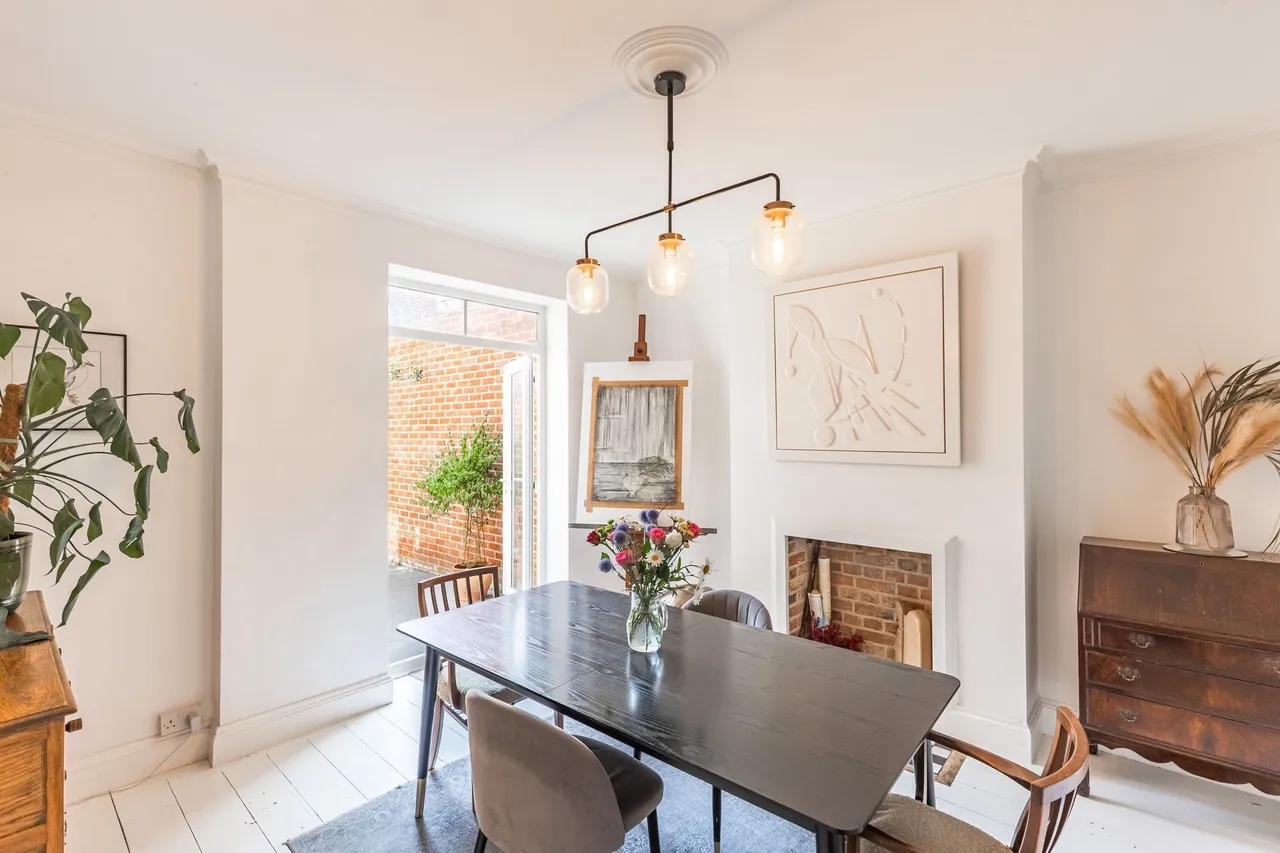 Five Bedroom Elegant Victorian Townho, photo 11