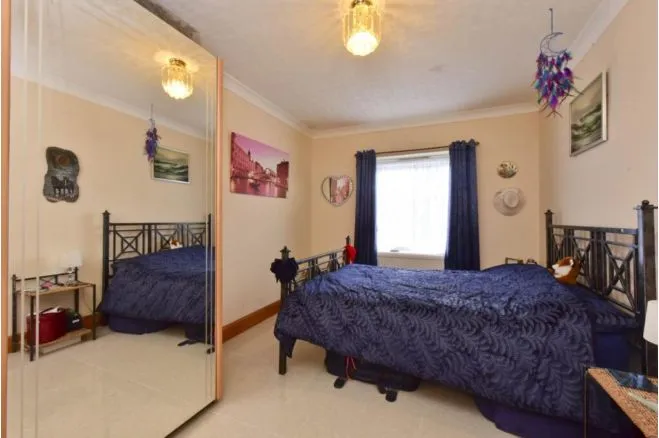 Clive Close, Potters Bar, EN6, photo 19