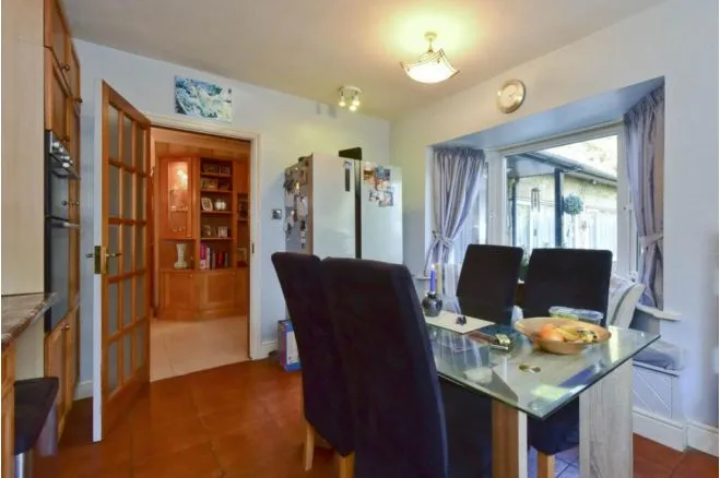 Clive Close, Potters Bar, EN6, photo 13