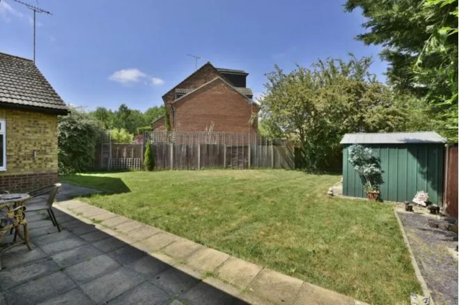 Clive Close, Potters Bar, EN6, photo 34