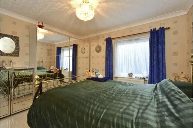 Clive Close, Potters Bar, EN6, photo 14