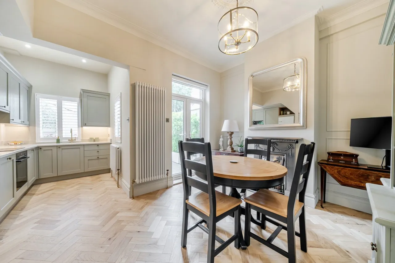 3 bed house for sale — Trenchard Street, SE10