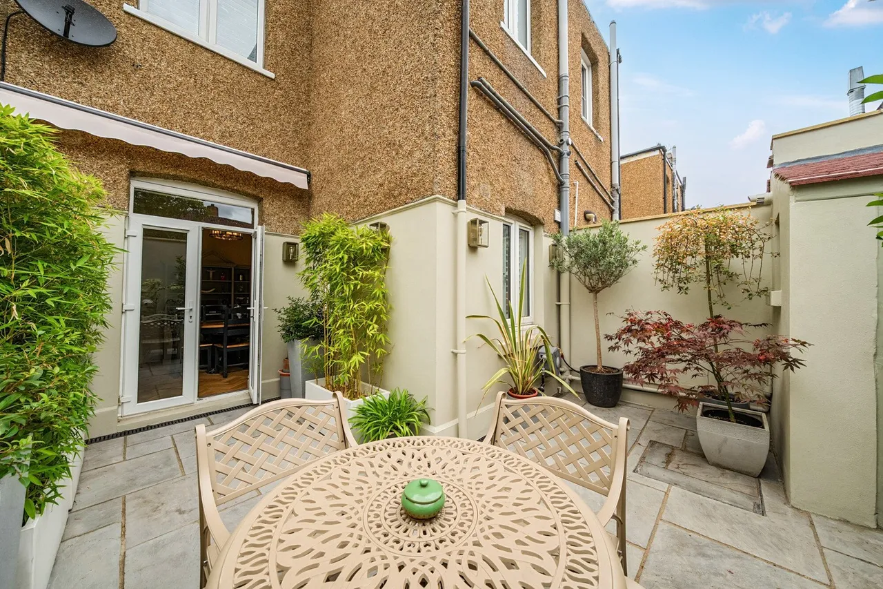 Trenchard Street, SE10, photo 10