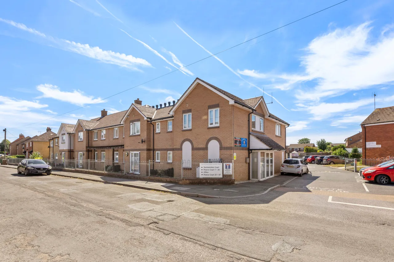 Windmill Road, OX9, photo 8