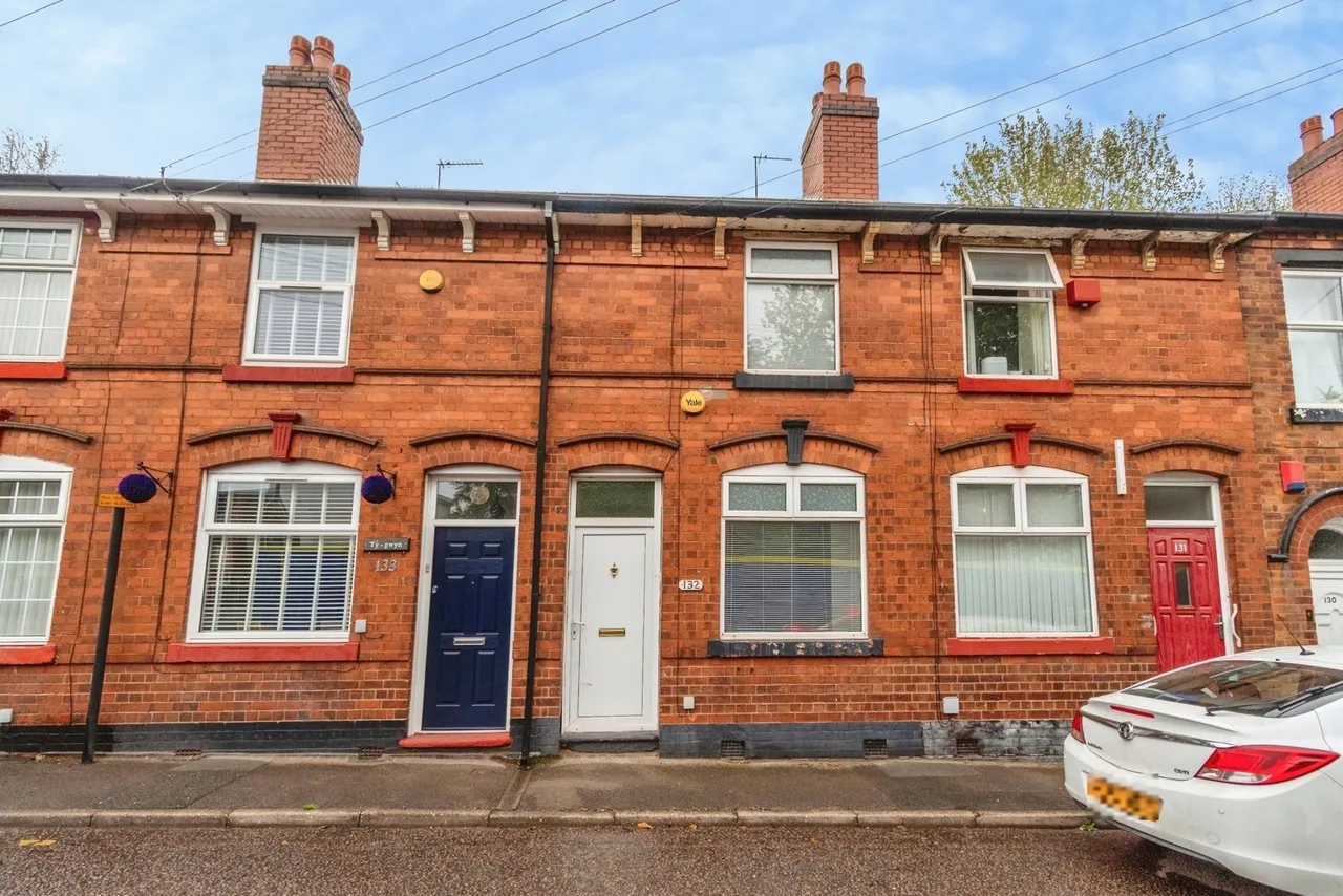 2 bed house for sale, Newhall Street, Willenhall, WV13