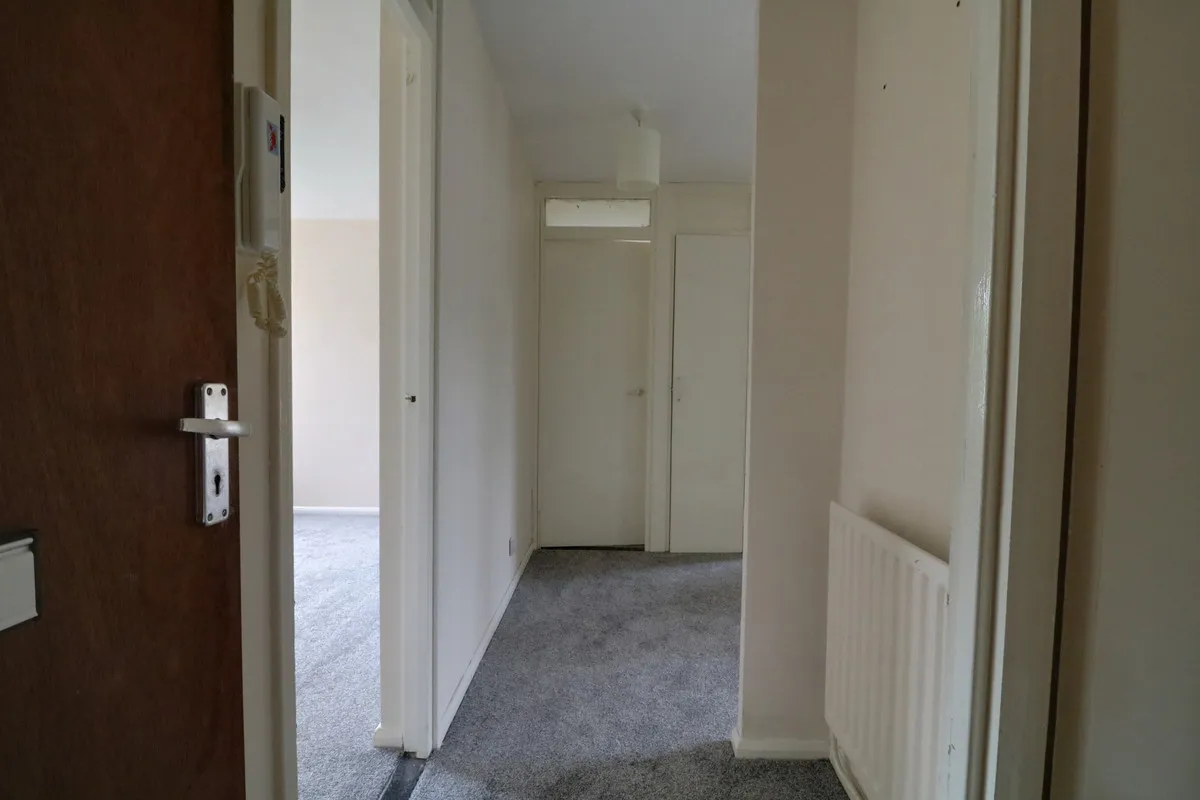 Withywood Drive, Telford, photo 3