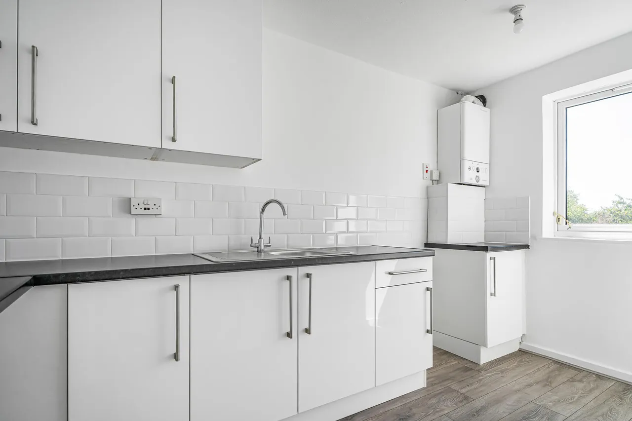 Burncroft Avenue, Enfield, EN3, photo 7