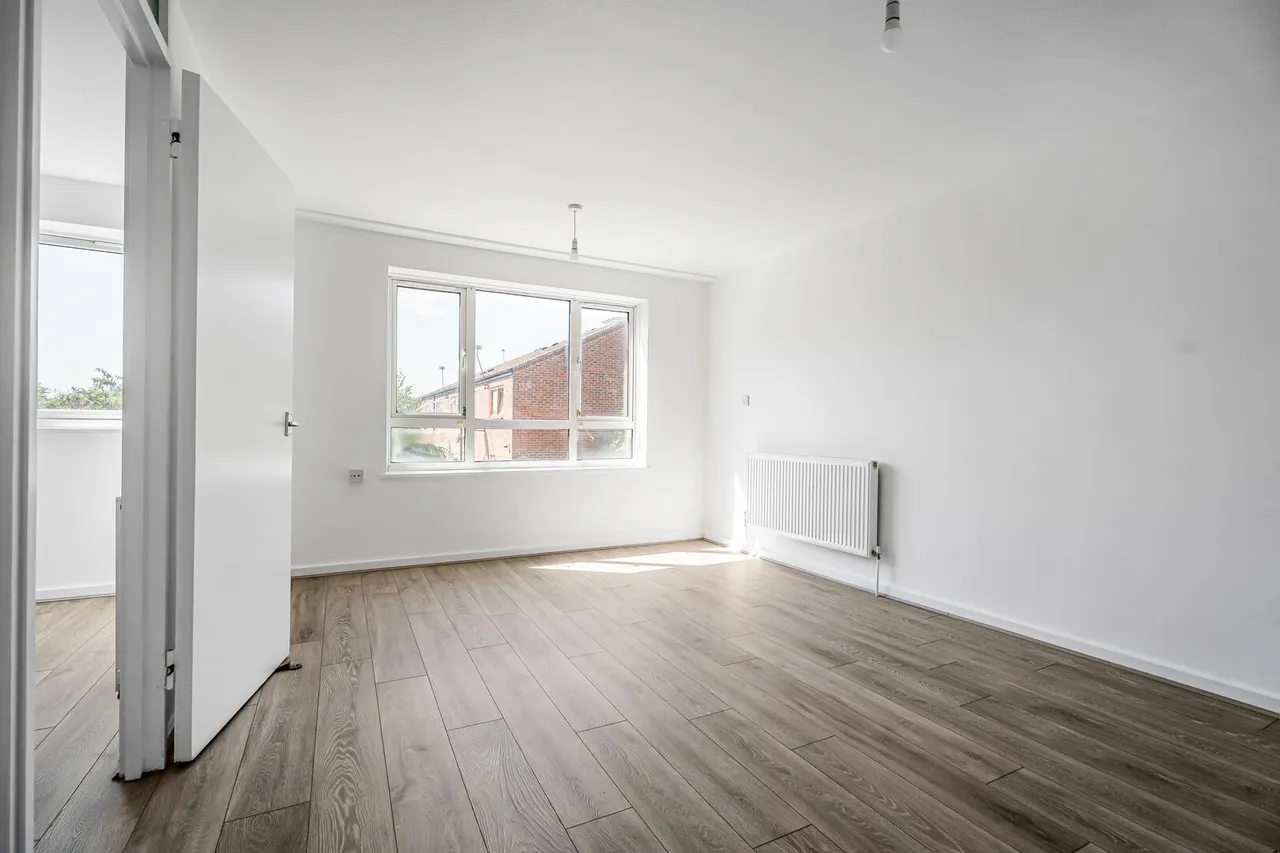 Burncroft Avenue, Enfield, EN3, photo 9