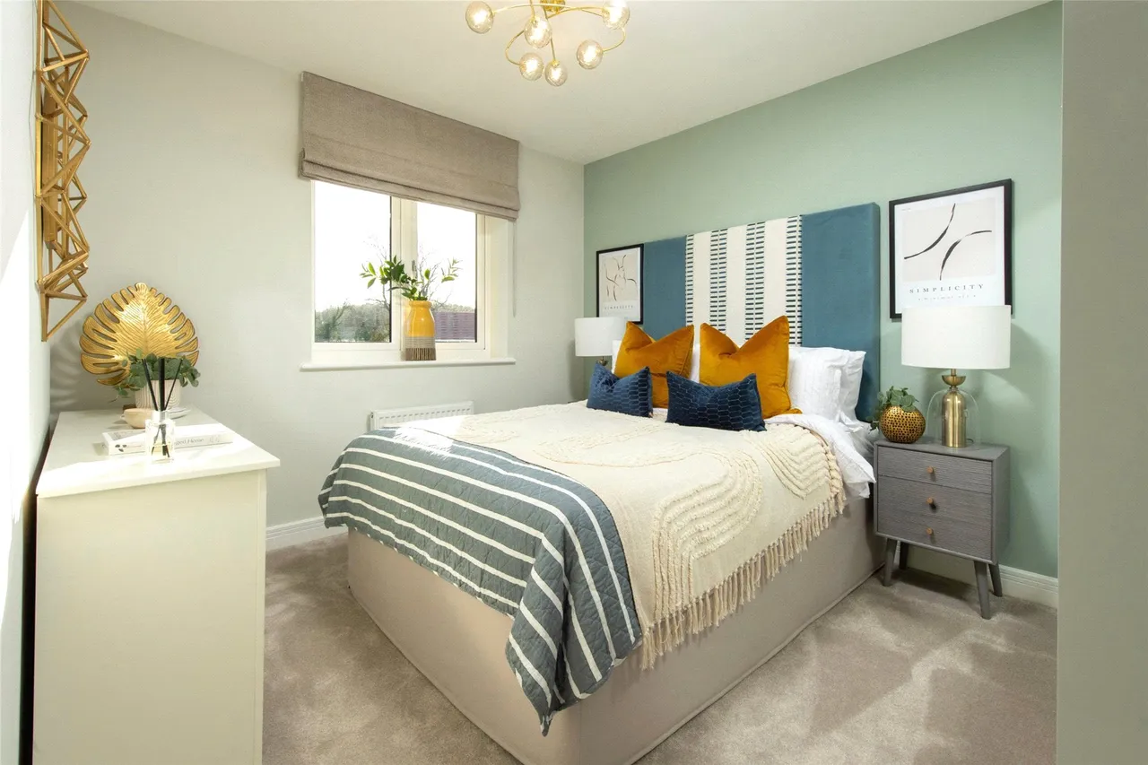 Moreton Road, MK18, photo 9