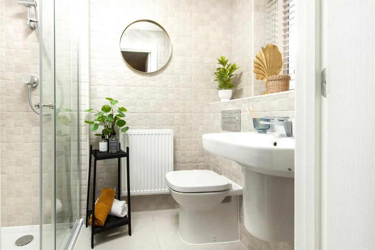 Moreton Road, MK18, photo 7