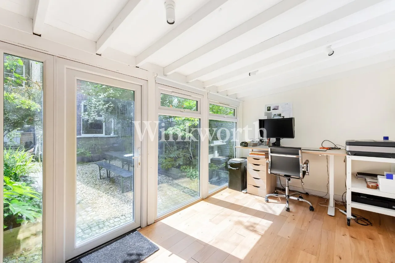 Downhills Park Road, London, N17, photo 14