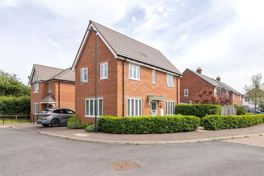 3 bed house for sale, Daffodil Drive, Walton Cardiff, GL20