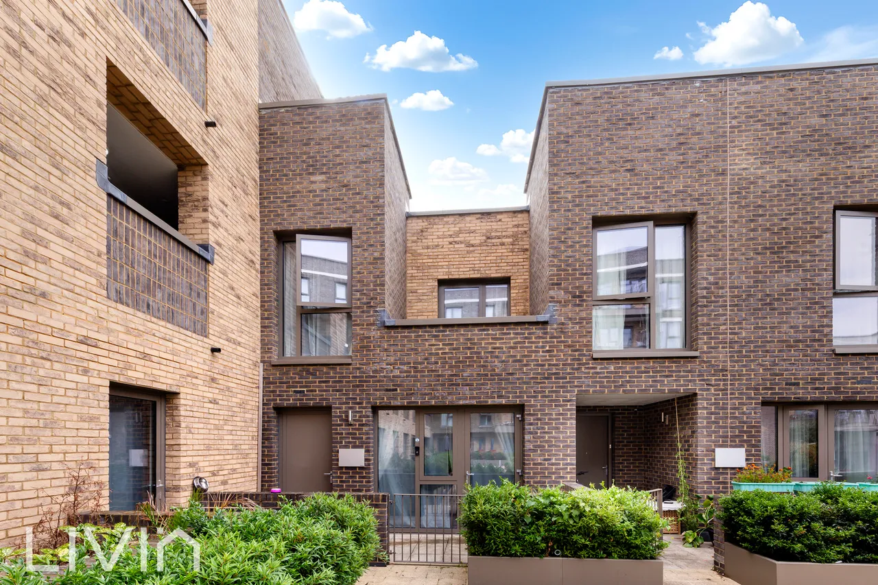 2 bed flat for sale, Purley Way, Croydon, CR0