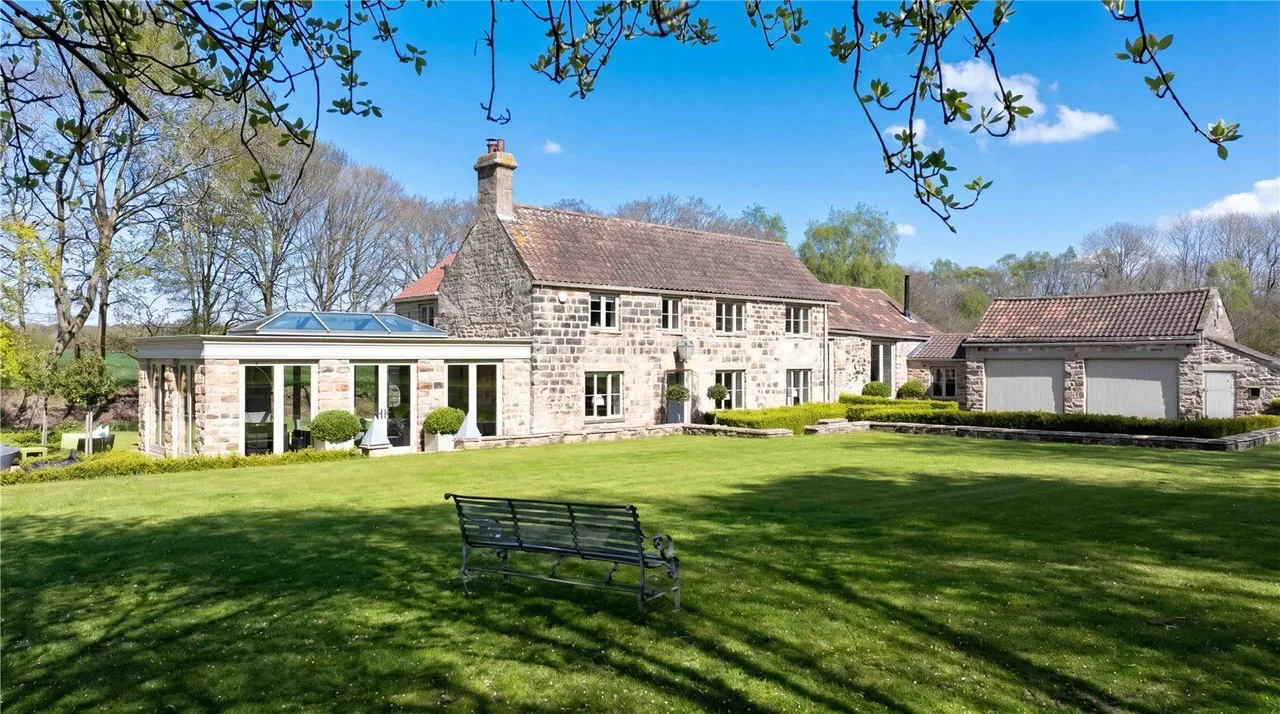 4 bed house for sale, Thorner Lane, Scarcroft, LS14