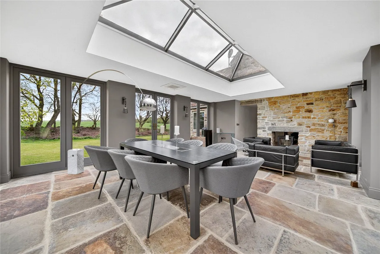 Thorner Lane, Scarcroft, LS14, photo 6