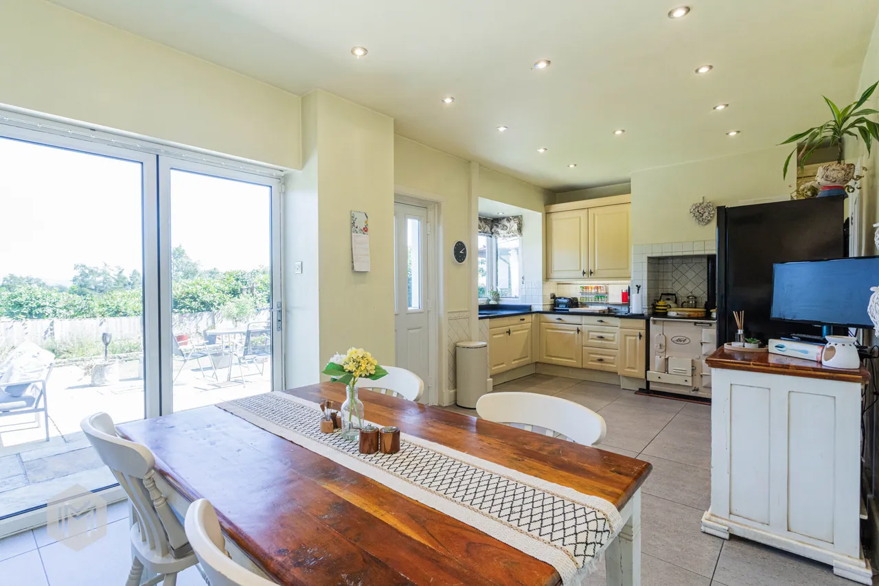 Bagslate Moor Road, Rochdale, OL11 5YH, photo 4
