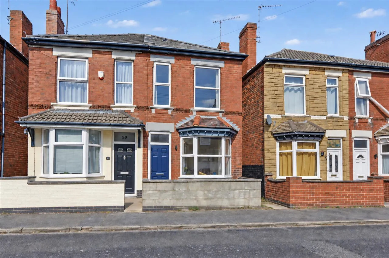 3 bed house for sale, Lawrence Street, Long Eaton, NG10