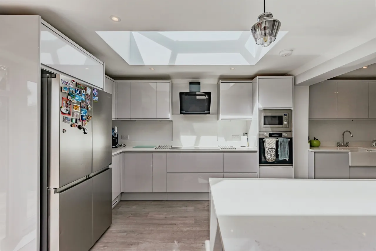 Sangers Drive, Horley, RH6, photo 6