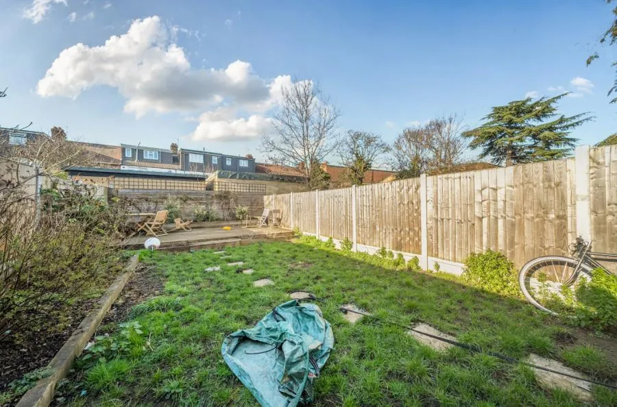 Carnarvon Road, London, E10, photo 11