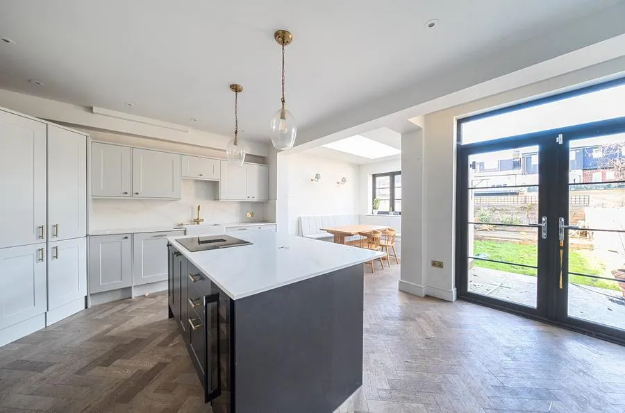 Carnarvon Road, London, E10, photo 15