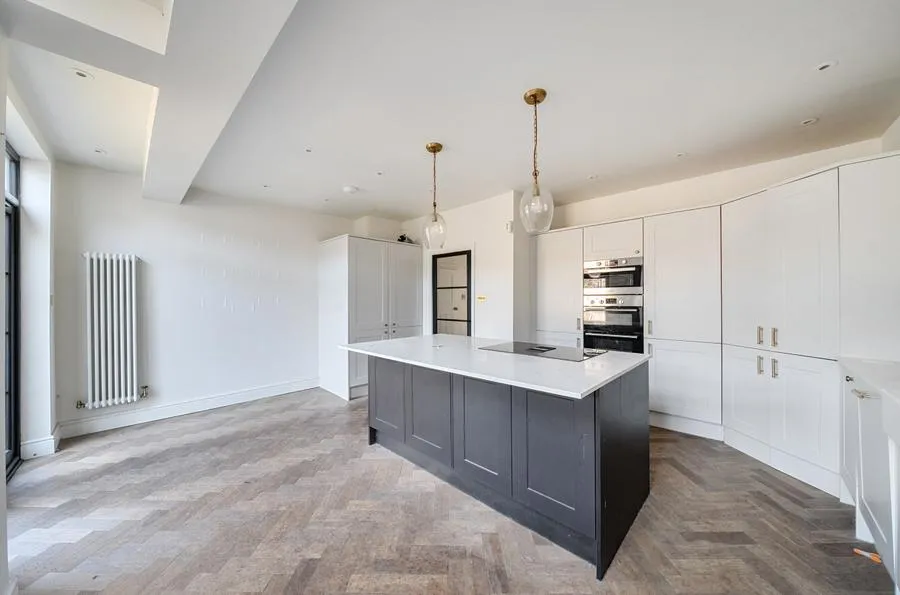 Carnarvon Road, London, E10, photo 14