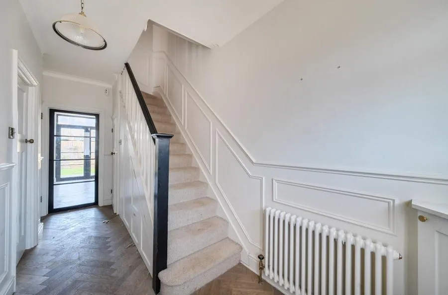 Carnarvon Road, London, E10, photo 9