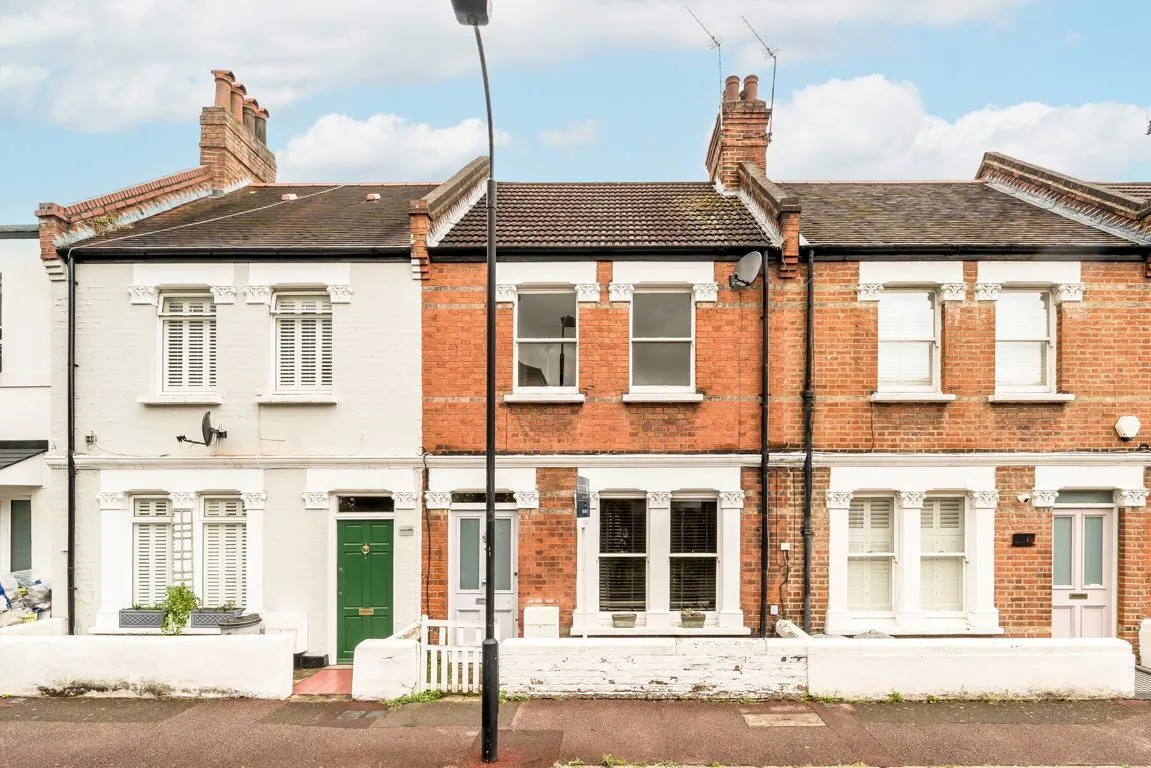 2 bed property for sale, Willow Vale, W12