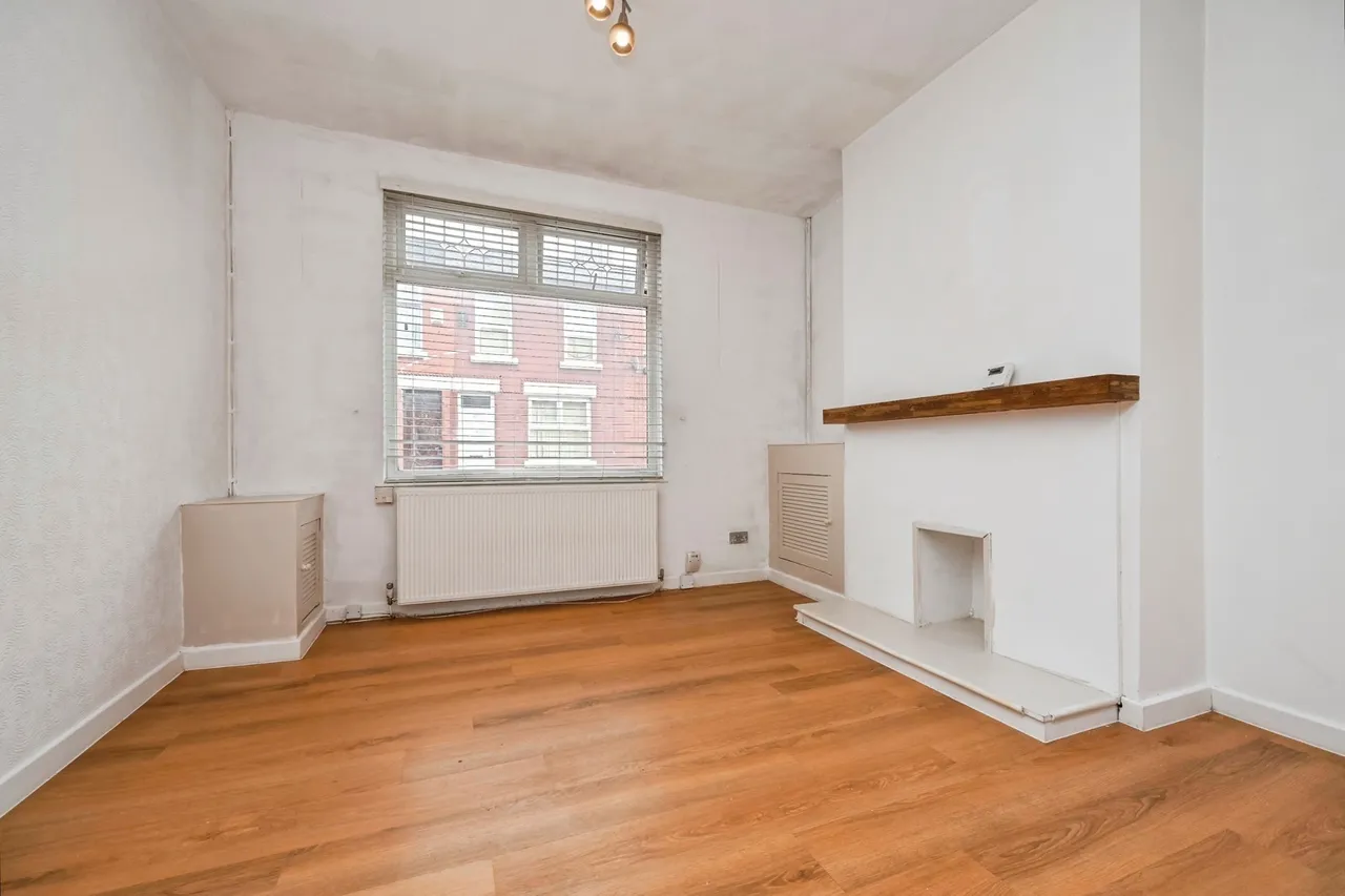 Chesterton Street, Liverpool, L19, photo 2