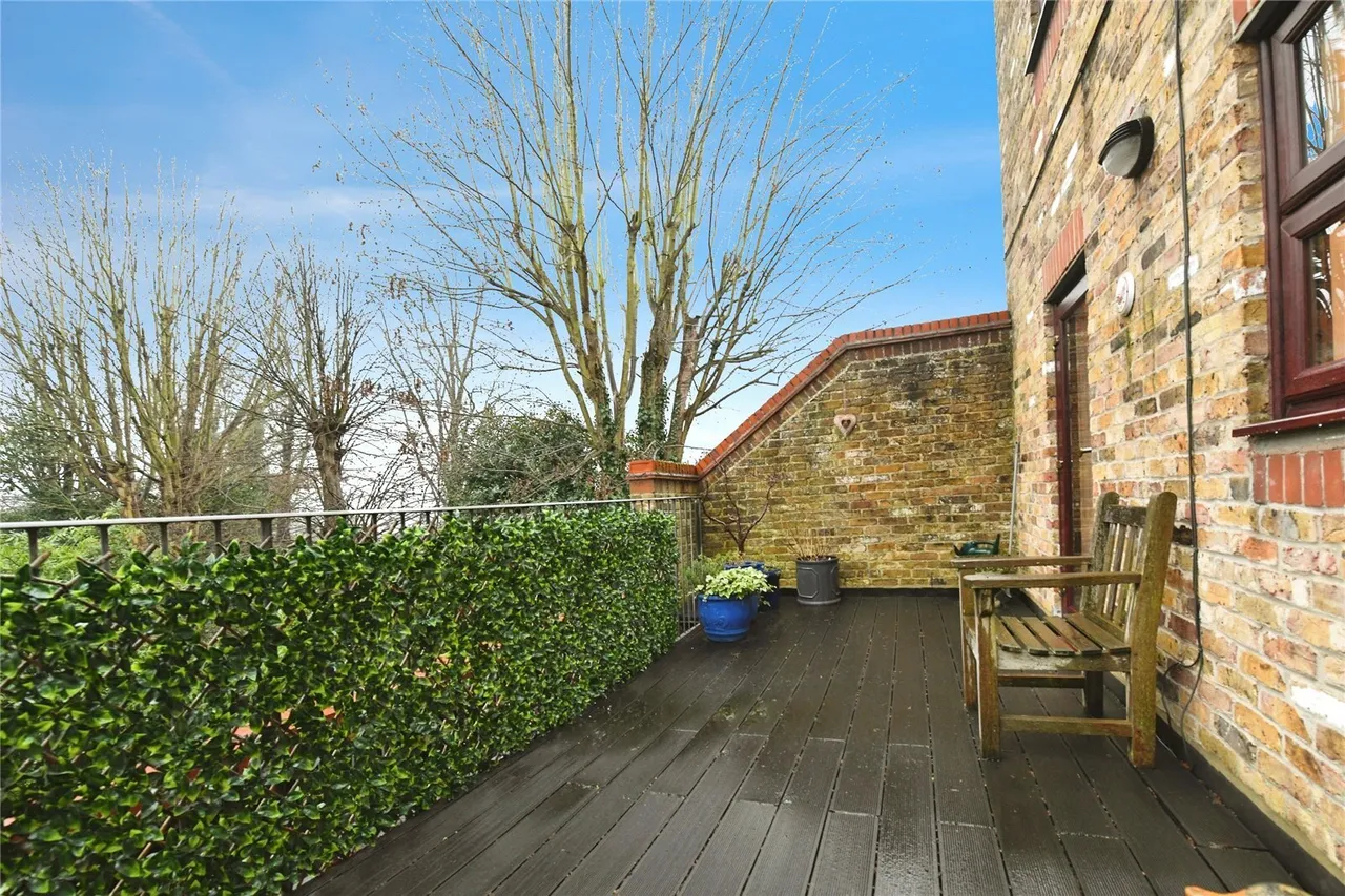 Queens Road, Brentwood, Essex, CM14, photo 14
