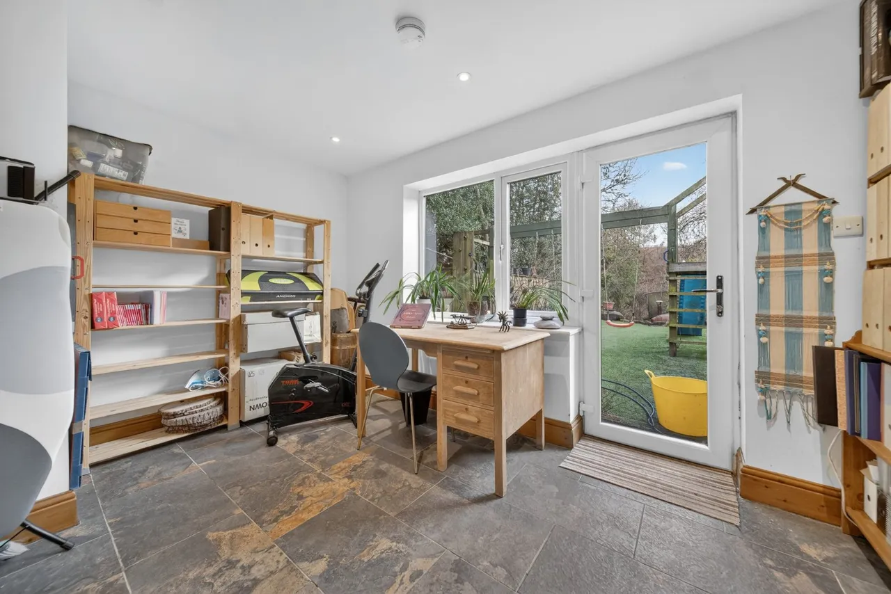 Spring Hill, Adel, LS16, photo 19